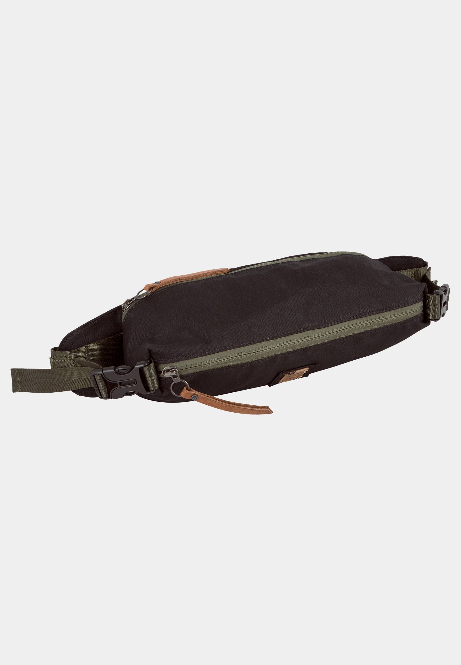 Camel Active Beltbag laona in minimalist look