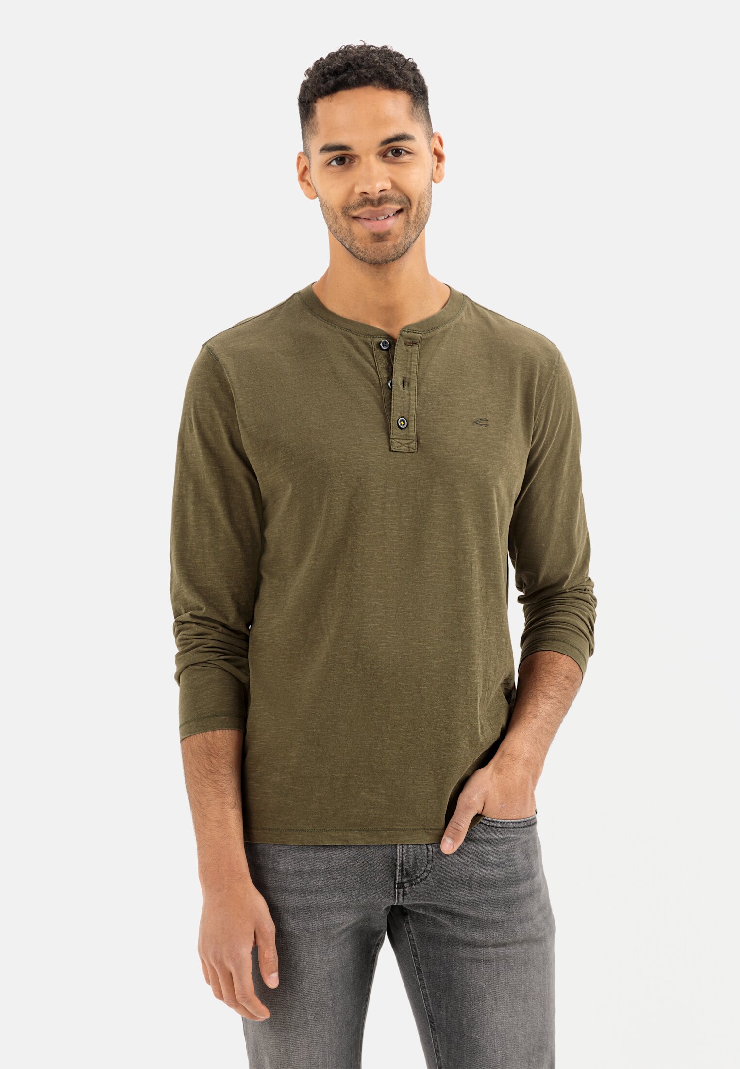 Camel Active Lightweight long-sleeved shirt with henley collar in pure organic cotton