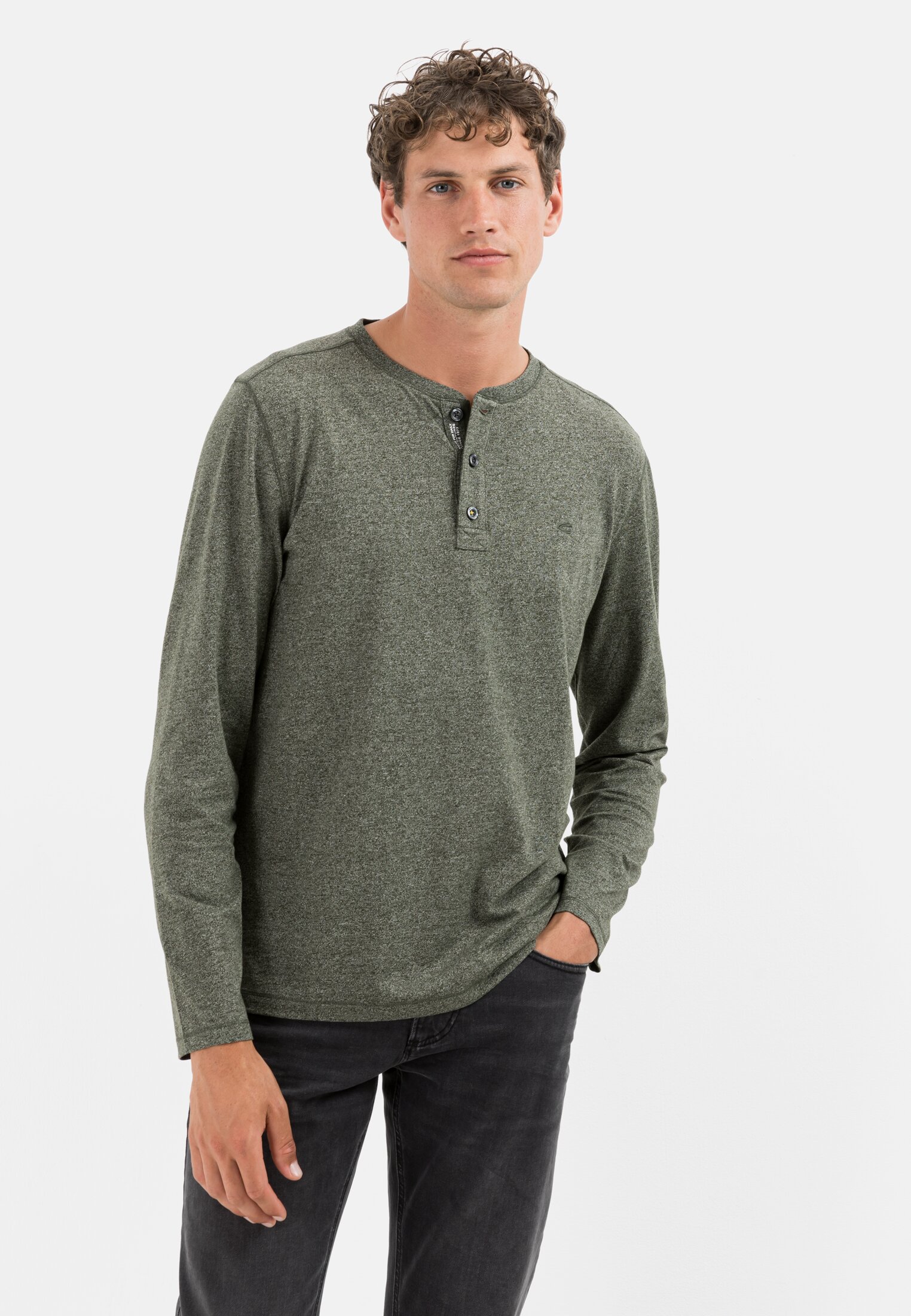 Camel Active Long-sleeved henley shirt in sustainable cotton mix