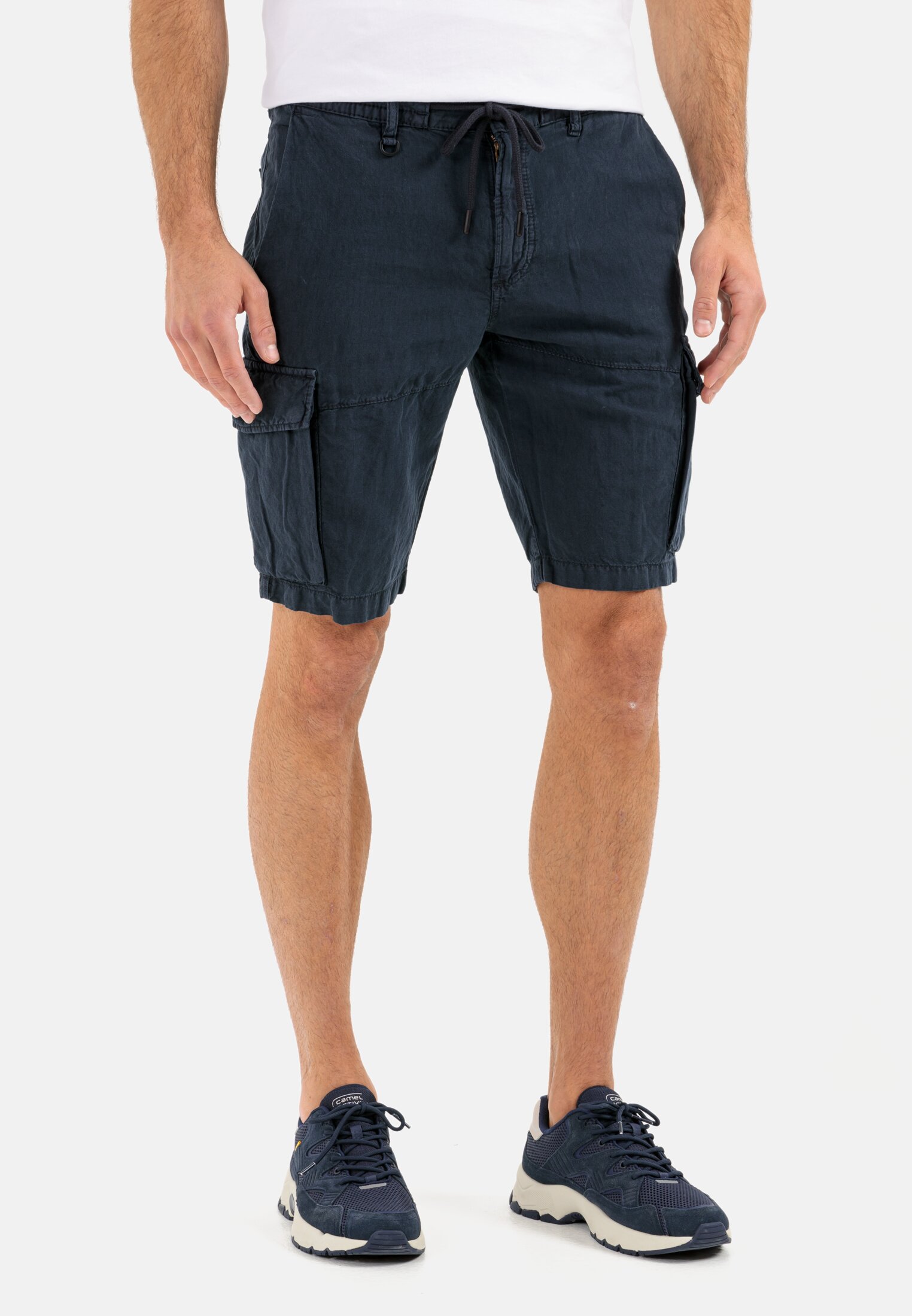 Camel Active Lightweight cargo shorts in a cotton-linen mix